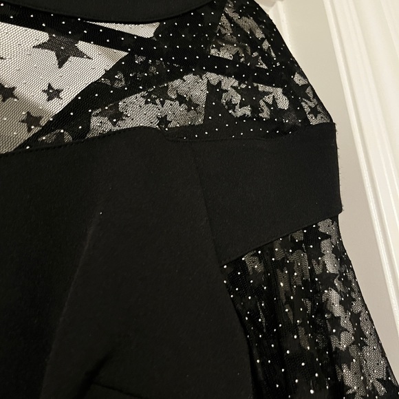 Beautiful black mid length dress - Picture 4 of 4